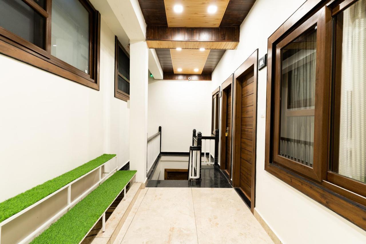 Hotel Woodland Найнитал Экстерьер фото