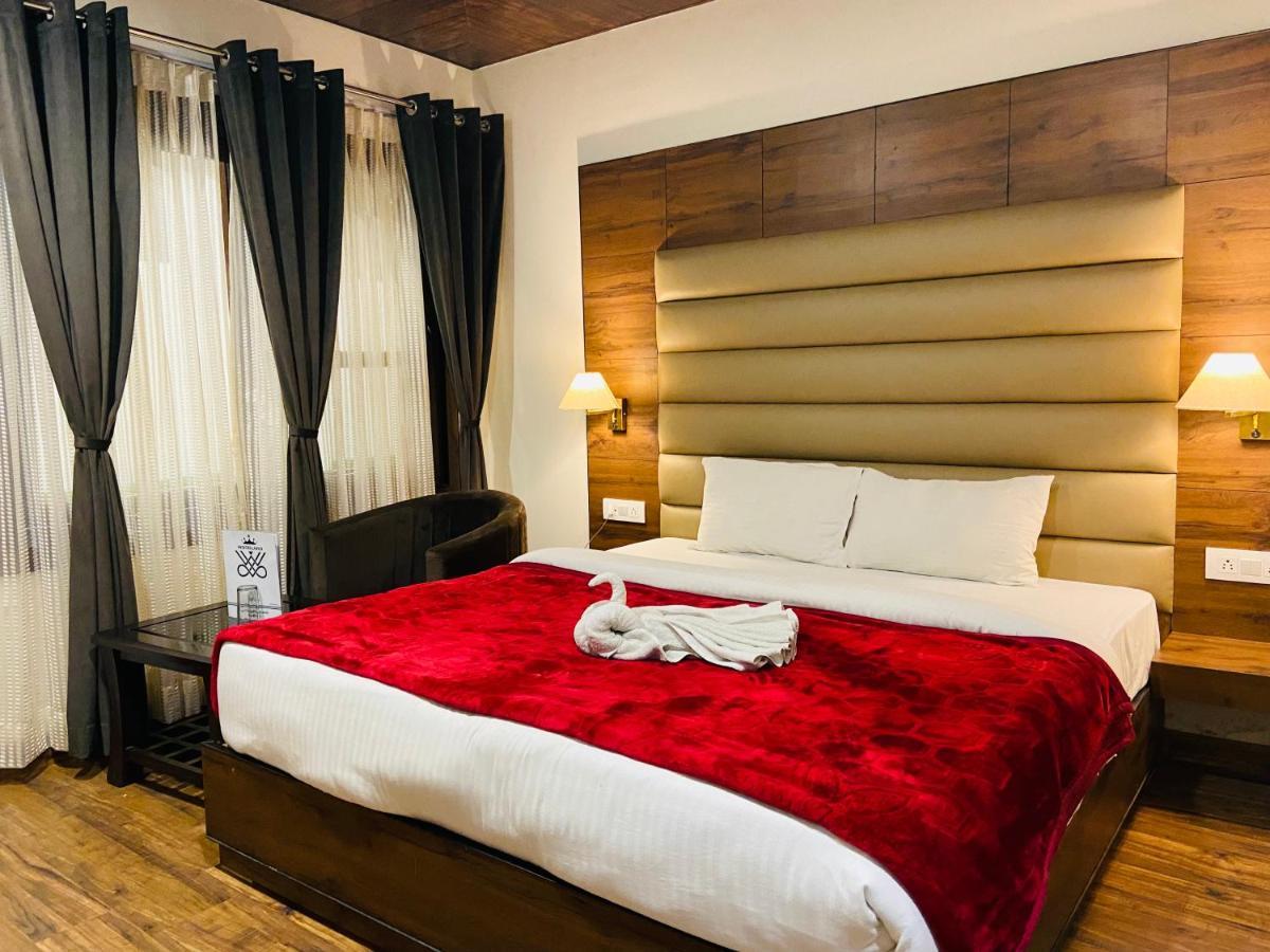Hotel Woodland Найнитал Экстерьер фото