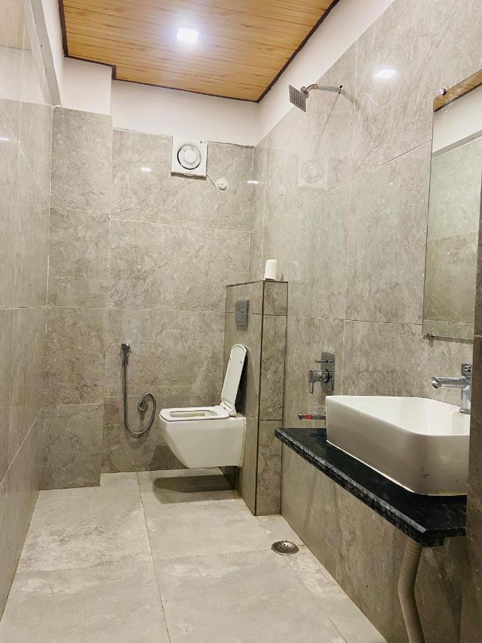 Hotel Woodland Найнитал Экстерьер фото